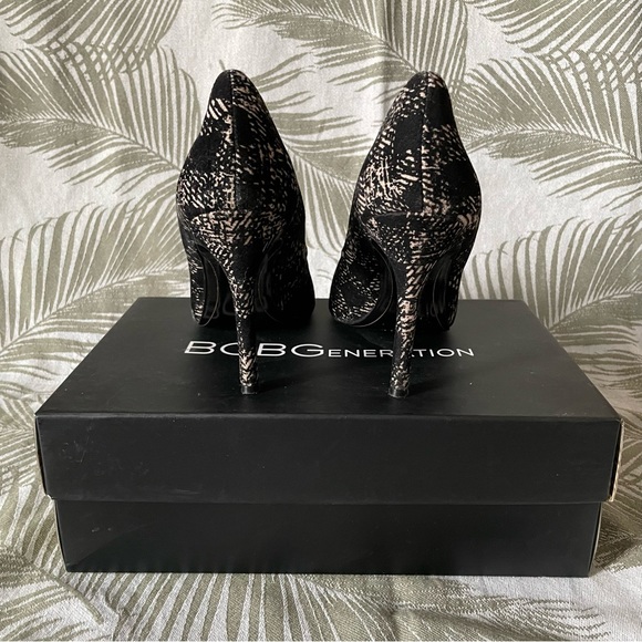 BCBGeneration Treasure Pumps - Picture 3 of 8
